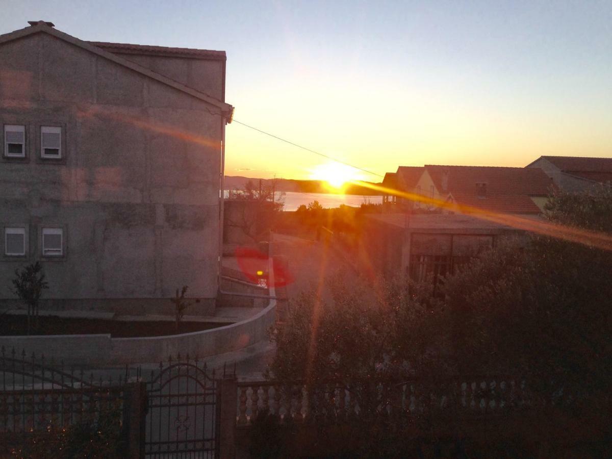 זאדאר Sunny Apartment Jukic With Sea View מראה חיצוני תמונה