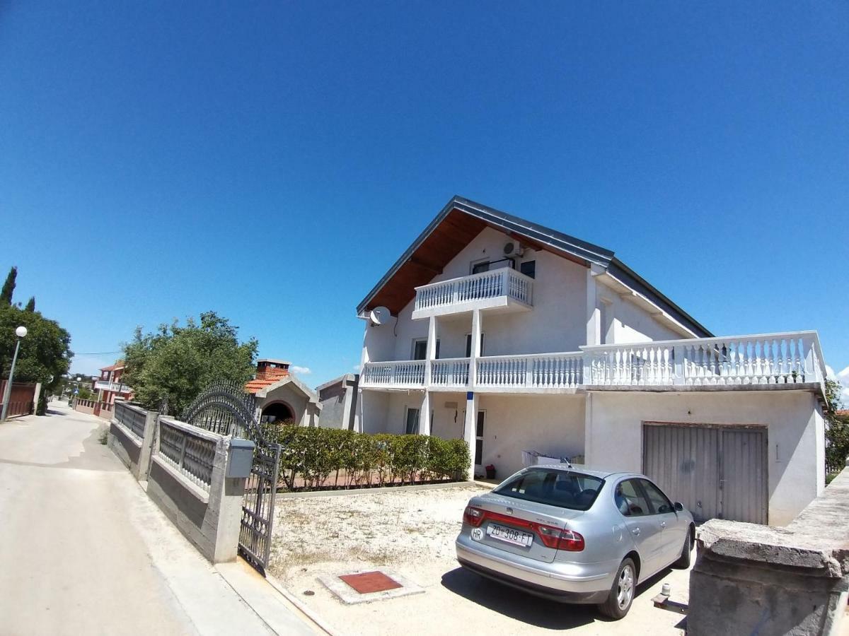 זאדאר Sunny Apartment Jukic With Sea View מראה חיצוני תמונה